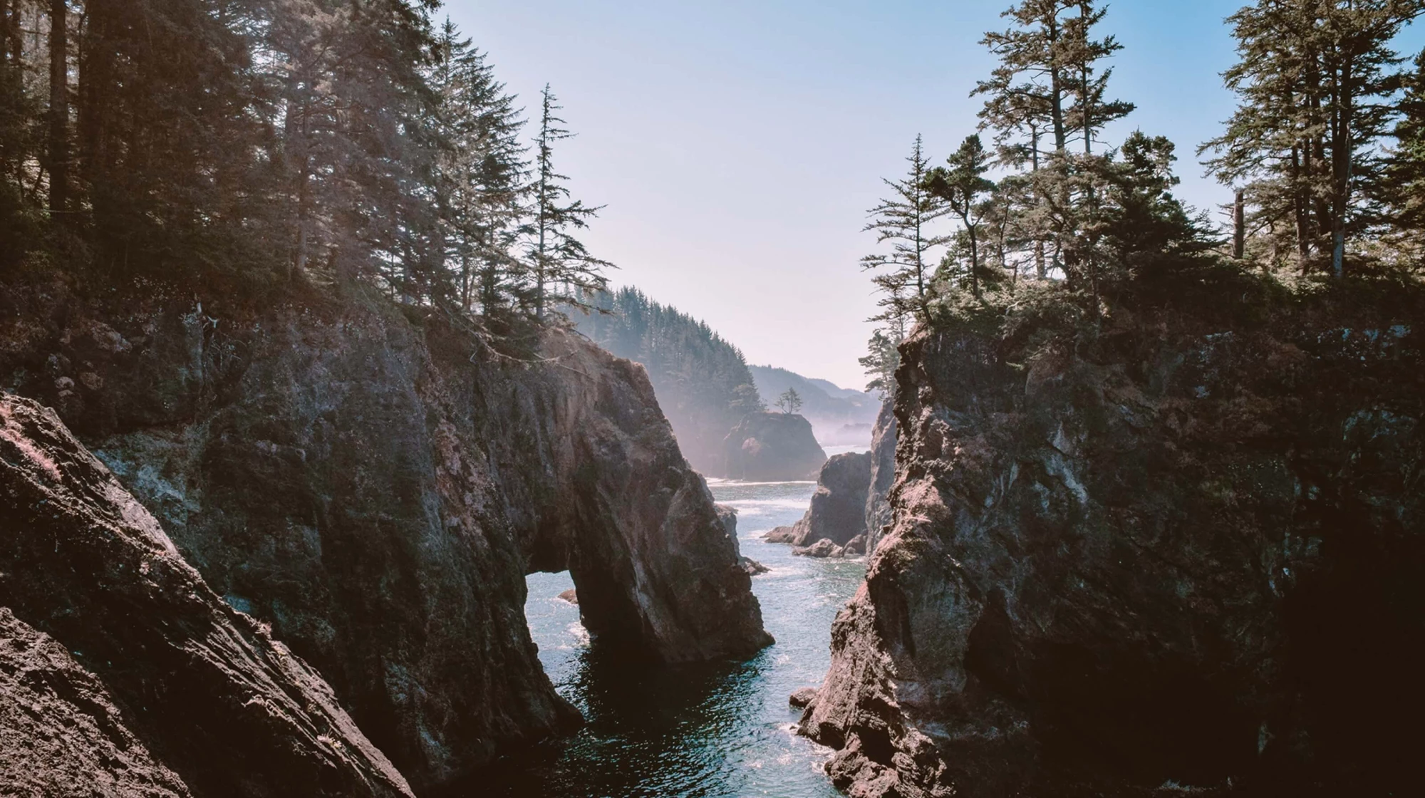 clif-edges-along-water